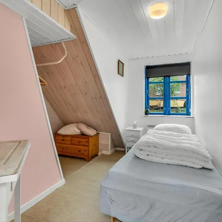 3 Bedroom In Apartment Allinge-Sandvig